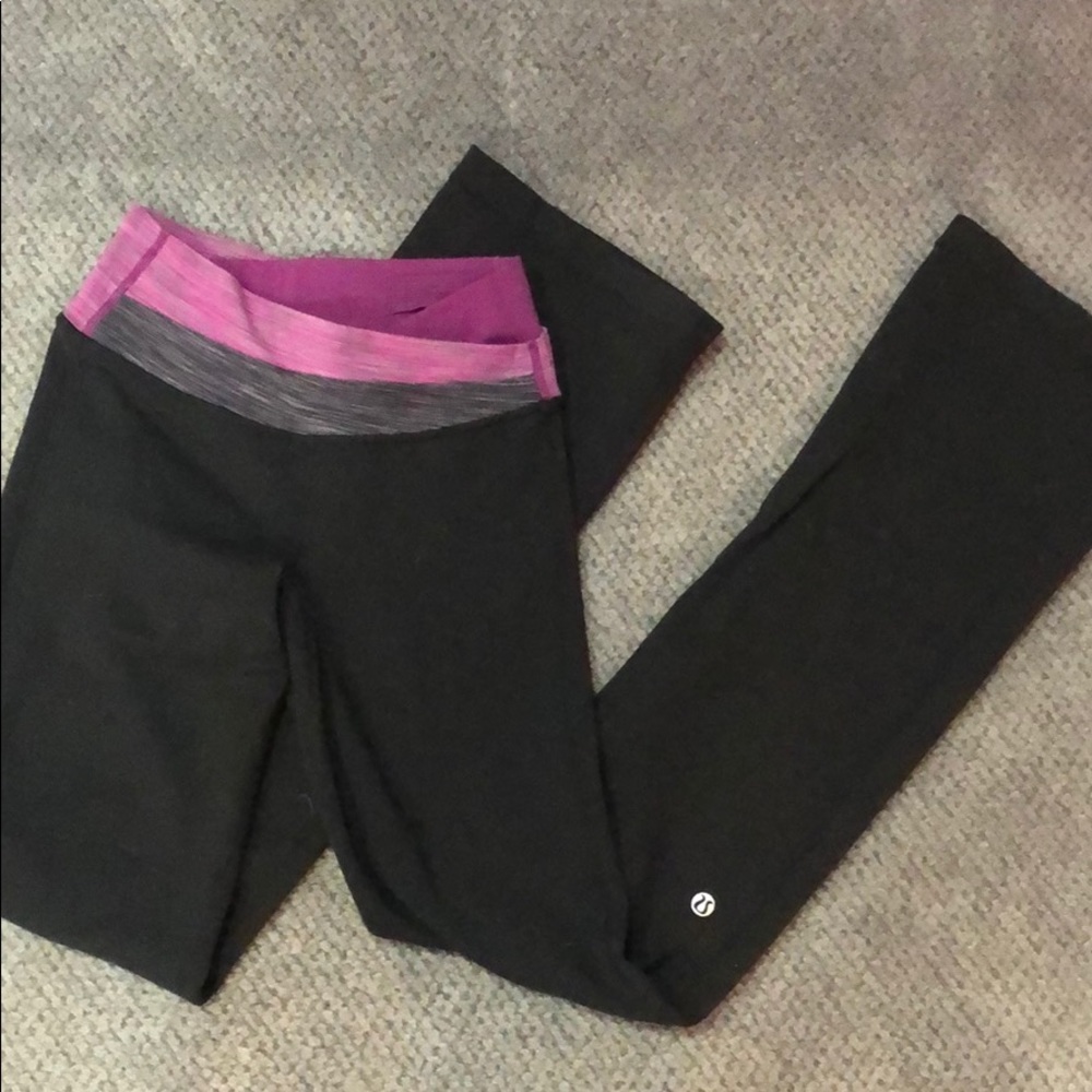 Lululemon yoga pants